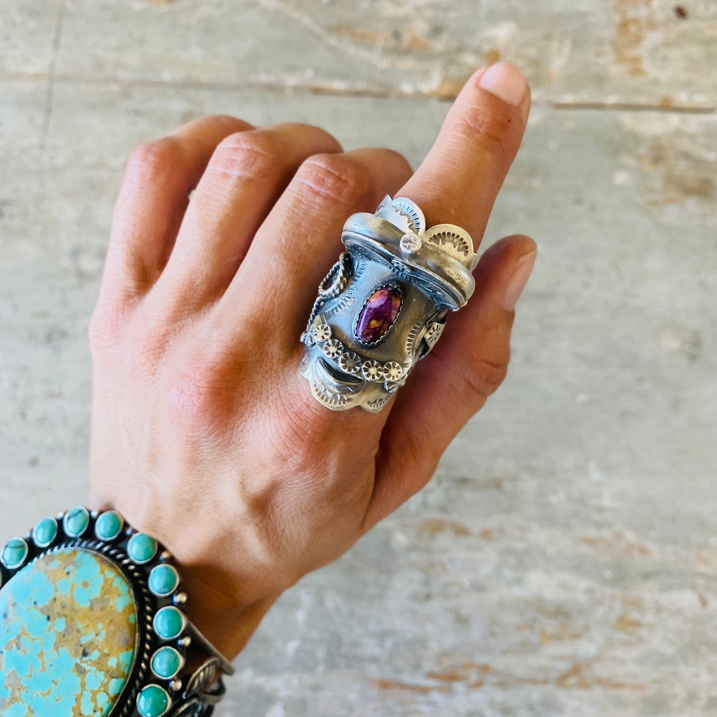 Navajo Tim Yazzie Sterling Silver & Purple Spiny Oyster Saddle Ring
