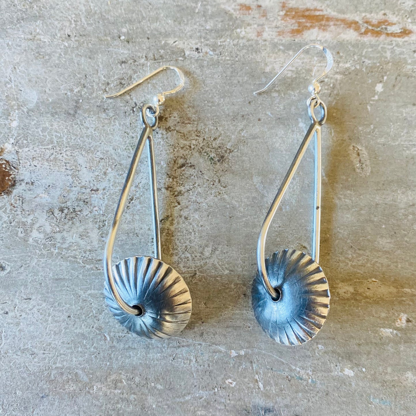Navajo Preston Haley Sterling Silver Handmade Fluted Pearl Earrings