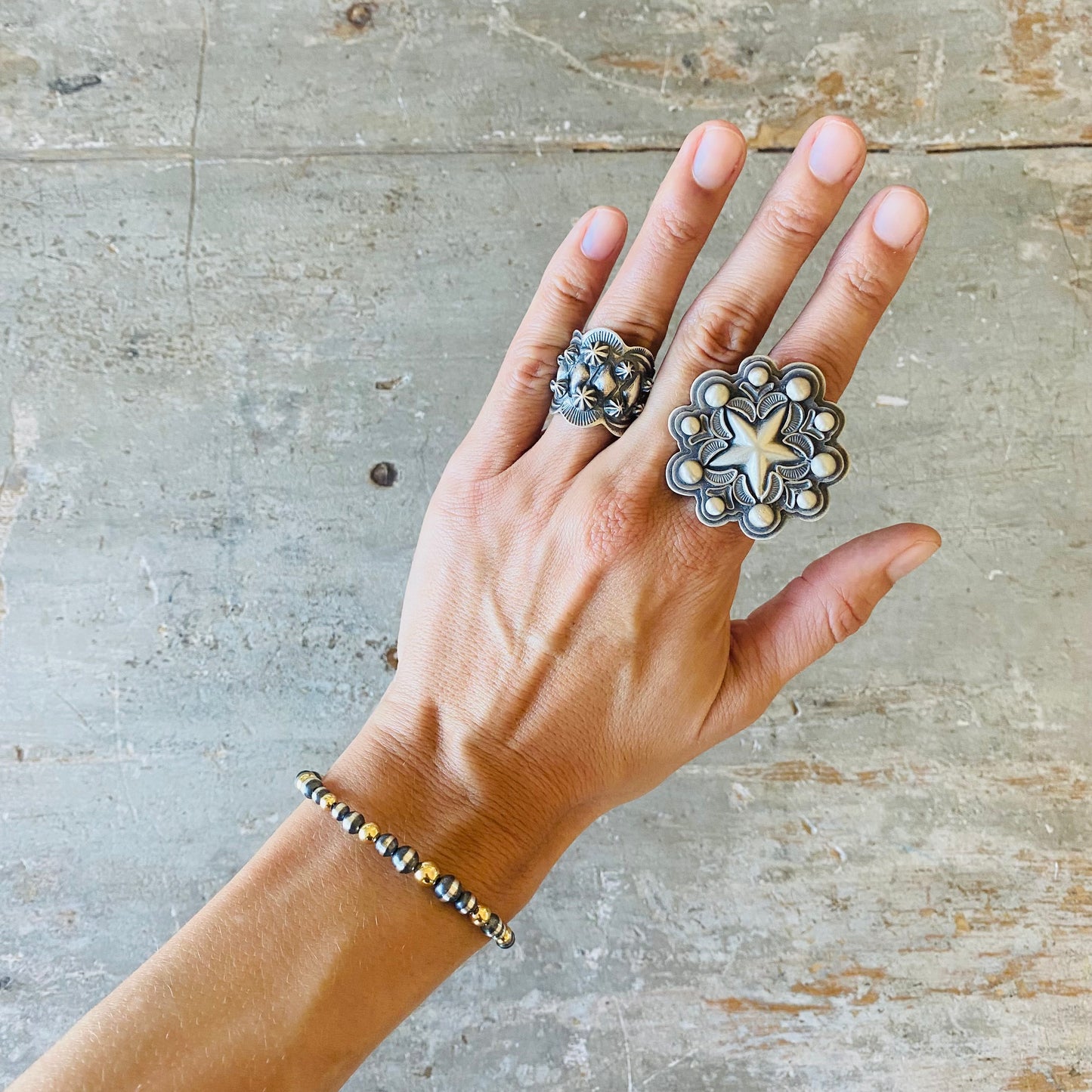 Native Strung Sterling Silver & 18k Gold Plated Machine Made Pearls Graduated Toggle Bracelet