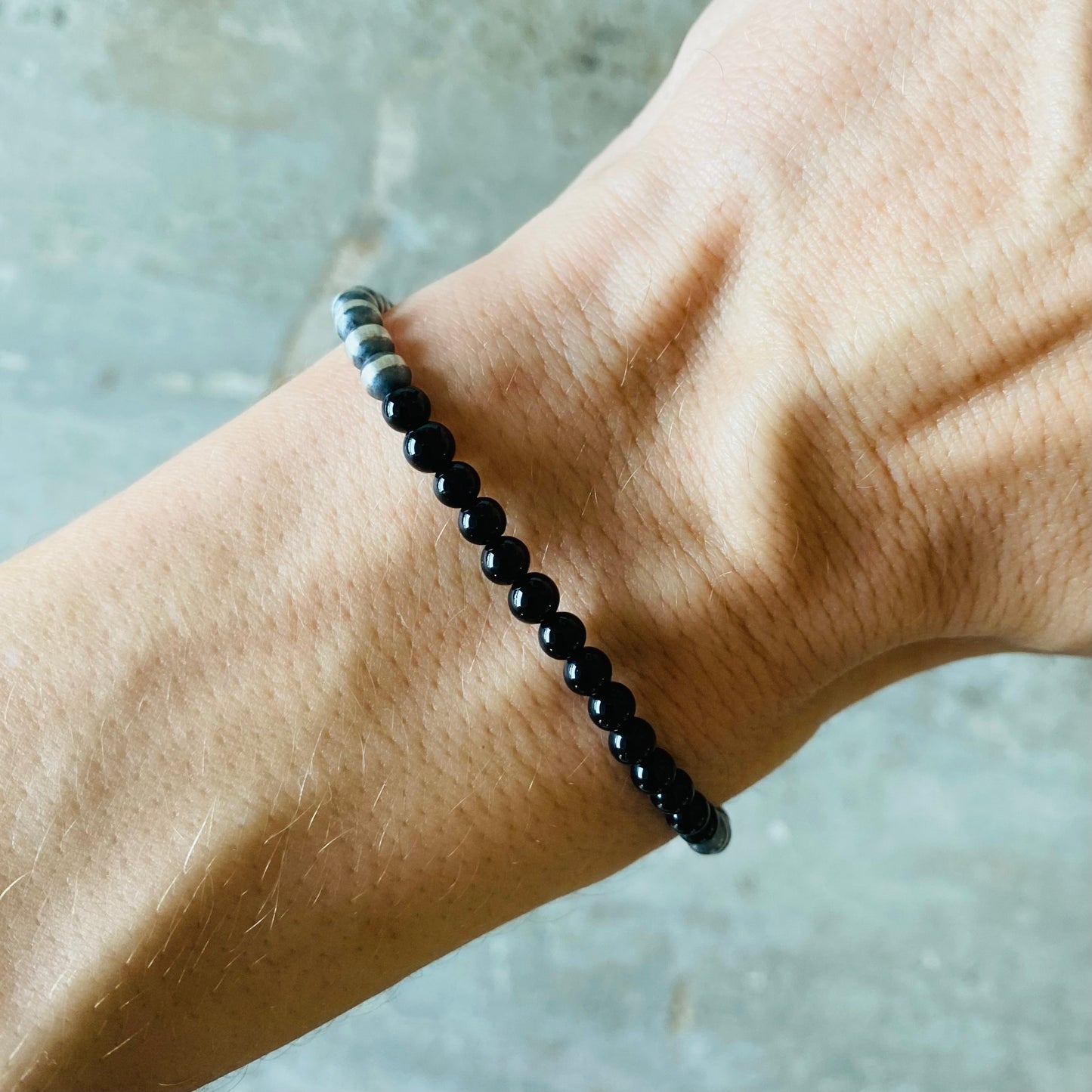 Navajo Strung Sterling Silver Machine Made Pearls & Black Onyx Beaded Bracelet