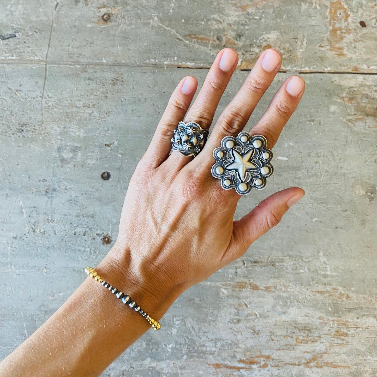 Native Strung Sterling Silver & 18k Gold Plated Machine Made Pearls Graduated Toggle Bracelet