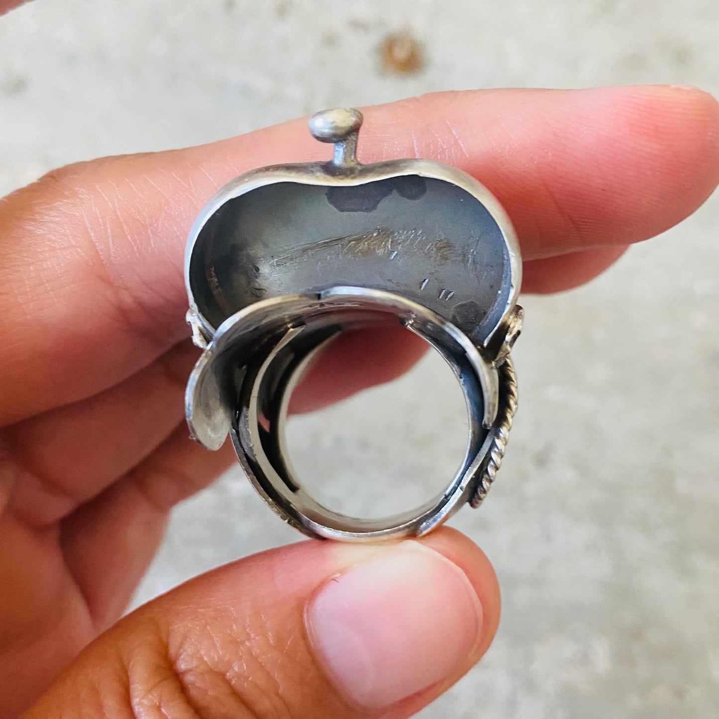 Navajo Tim Yazzie Sterling Silver & Pink Conch Saddle Ring
