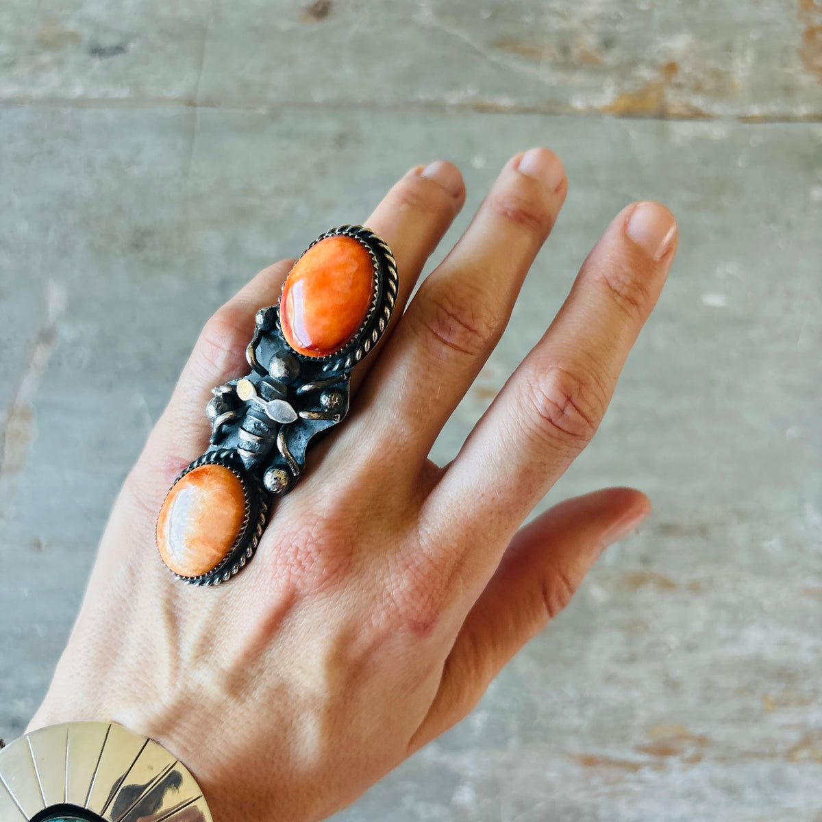 Navajo Marcus Chavez Sterling Silver & Orange Spiny Bee Ring