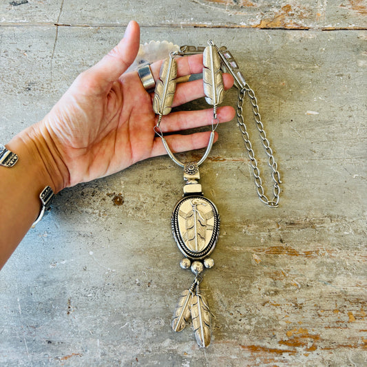 Vintage Navajo Jeff Jackson Sterling Silver Feathers Statement Necklace