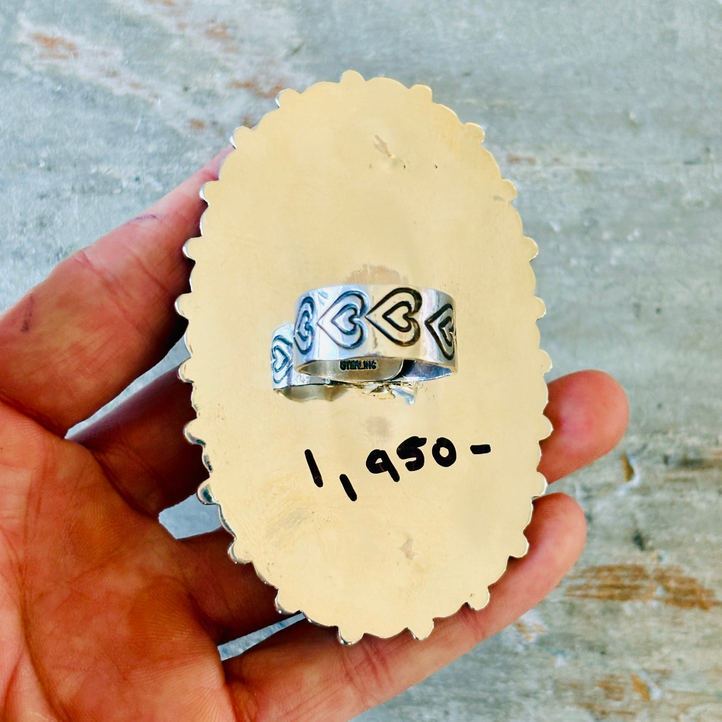 New Navajo Hemerson Brown Sterling Silver & Pink Conch Hearts Ring