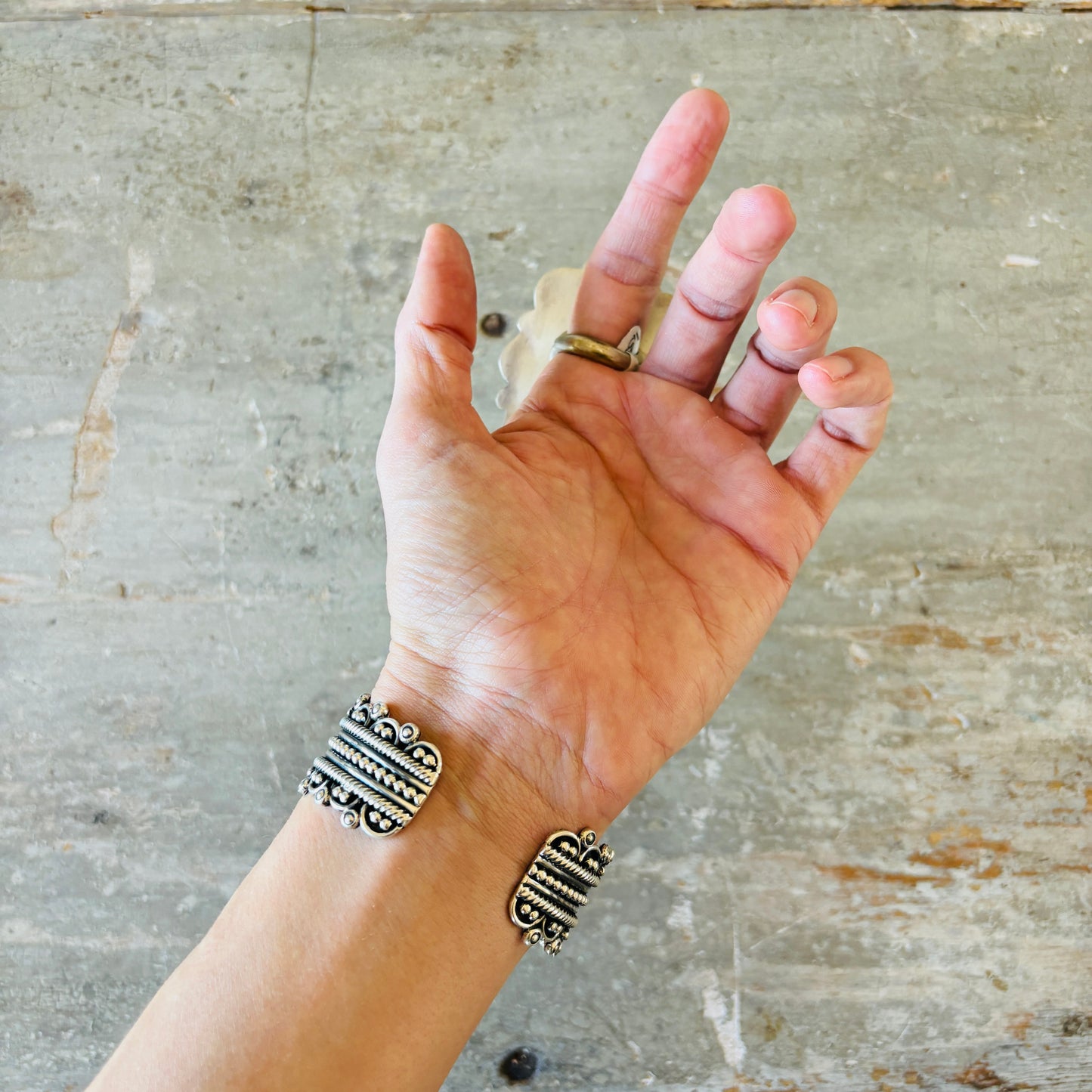 Navajo Kathleen Chavez Sterling Silver & Kingman Cluster Ring