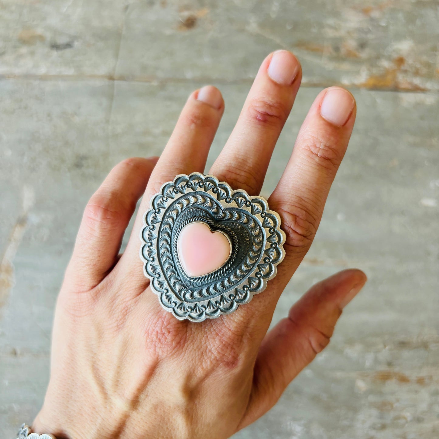 Navajo Leon Martinez Sterling Silver & Pink Conch Heart Statement Ring