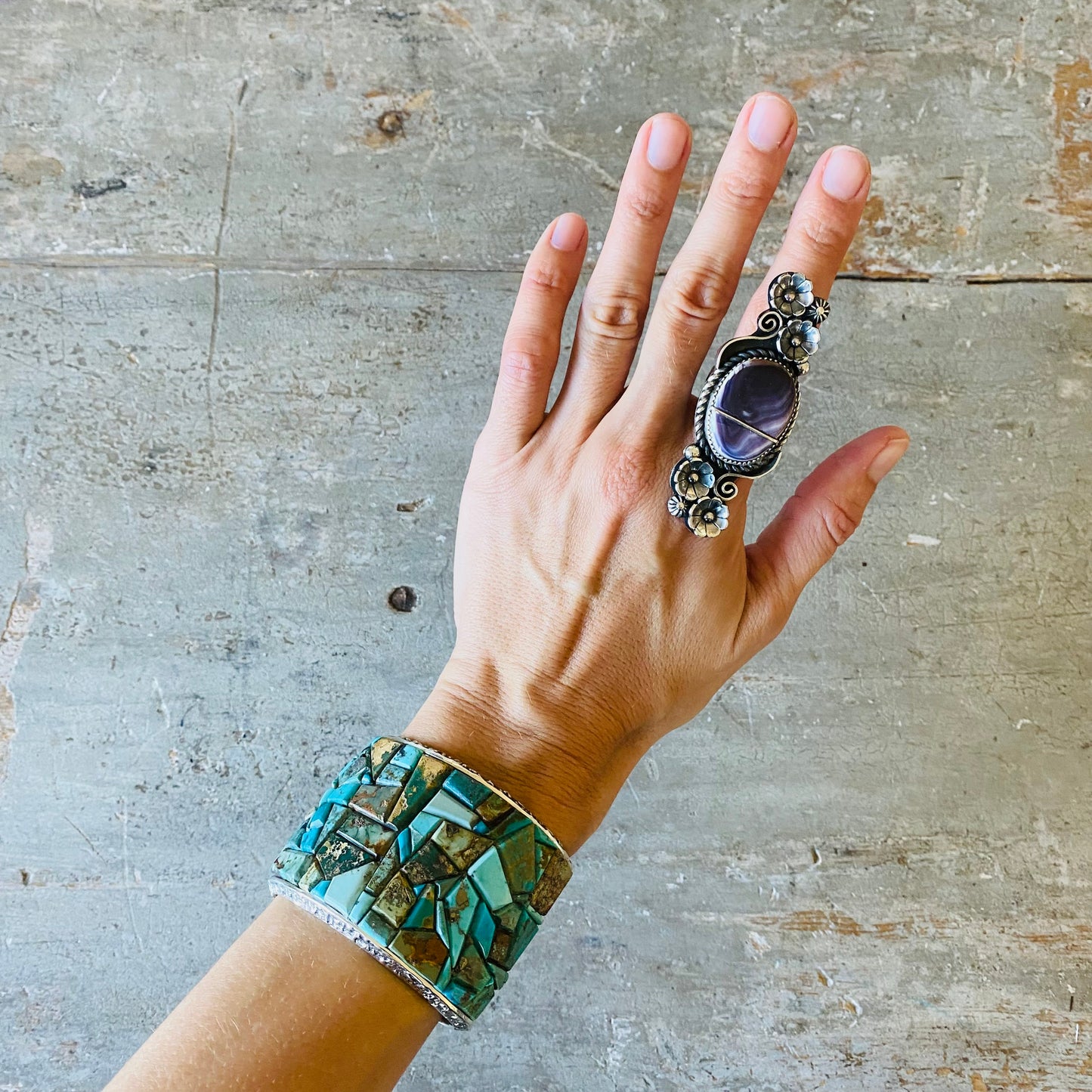 Navajo Marcus Chauvez Sterling Silver & Wampum Floral Ring