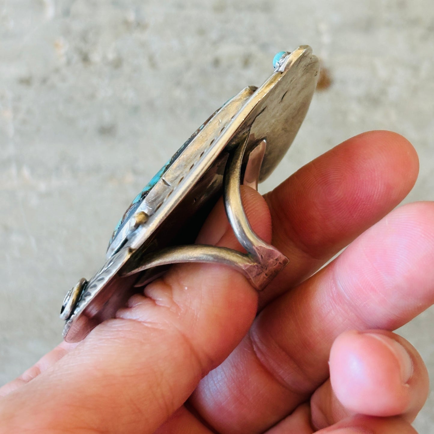 Vintage 1970s Navajo Signed Sterling Silver & Turquoise Statement Ring