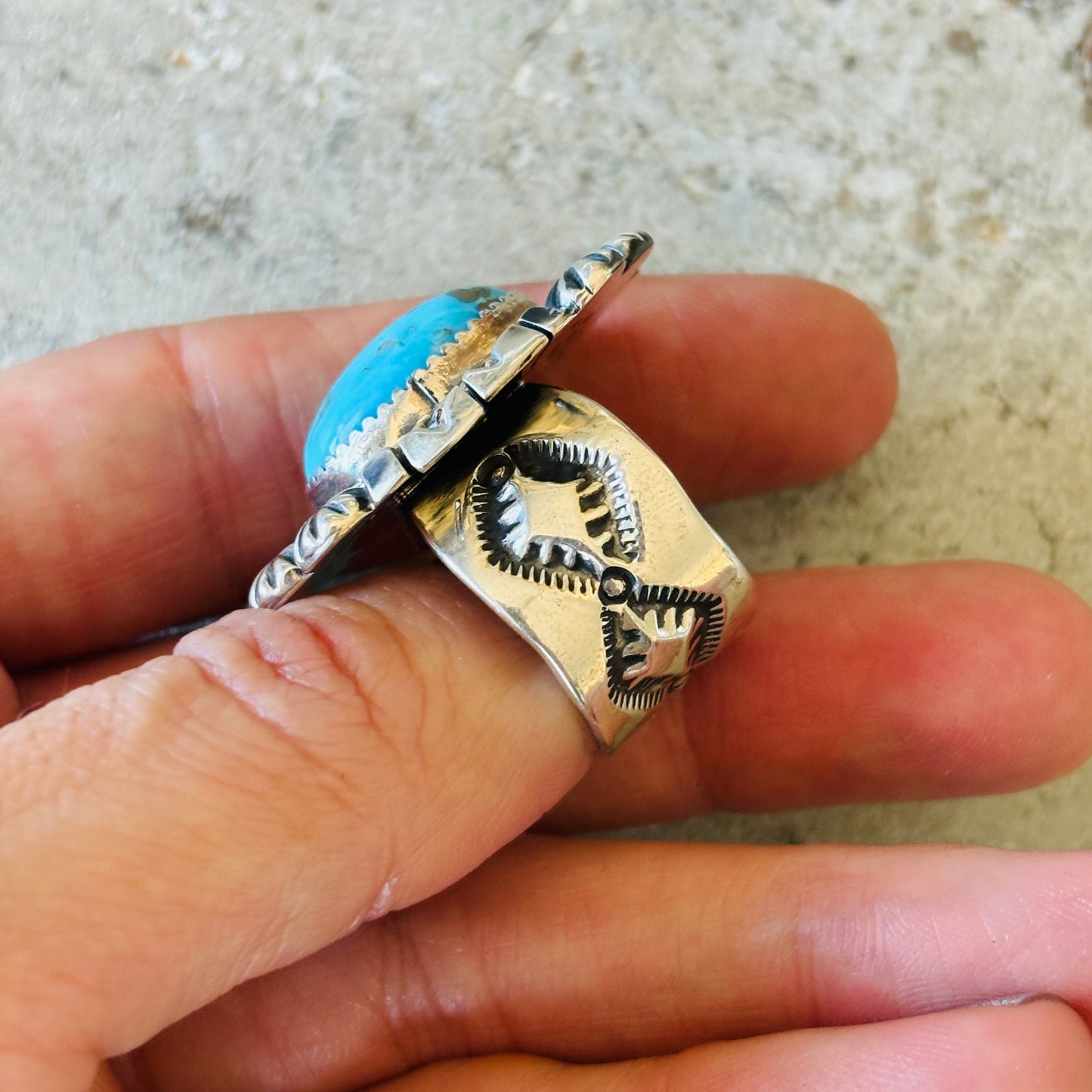 Navajo Elroy Chavez Sterling Silver & Kingman Turquoise Ring