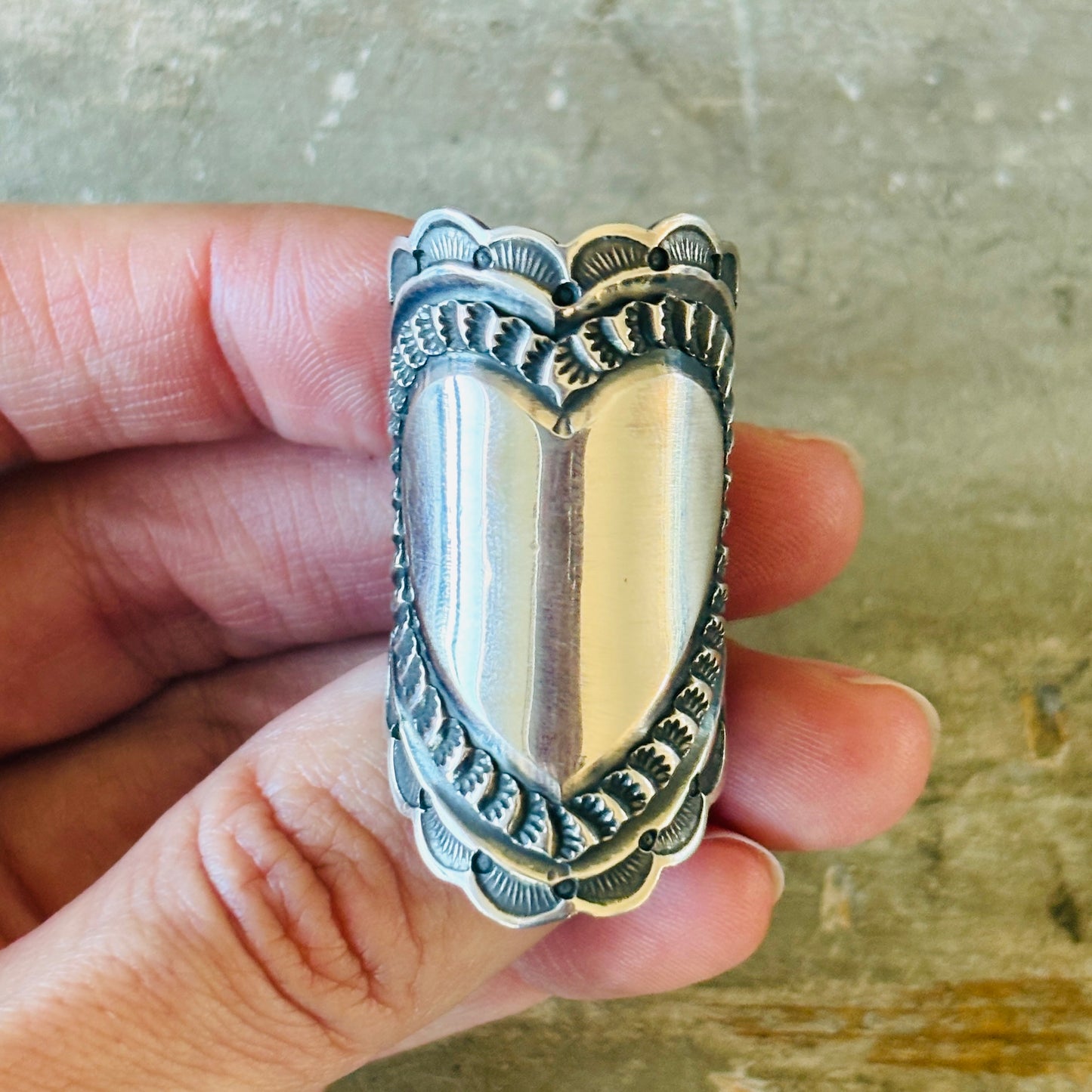 Navajo Sunshine Reeves Sterling Silver Heart Cigar Band Ring