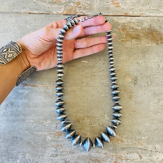 Navajo Tonisha Haley Sterling Silver Fancy Graduated Handmade Pearls Necklace