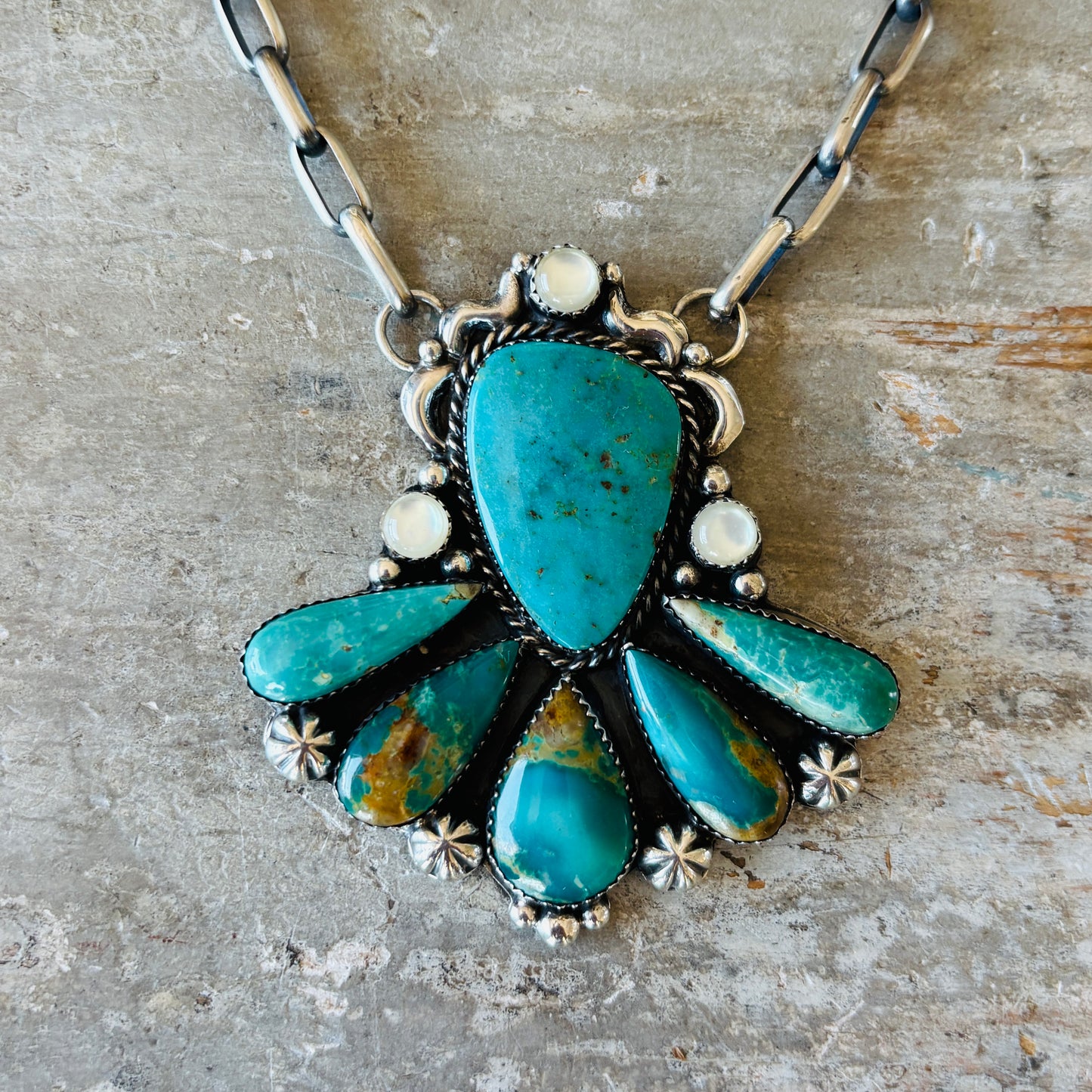 Navajo Lorenzo & Jerilyn Chee Sterling Silver - Shell & Kingman Turquoise Cluster Necklace
