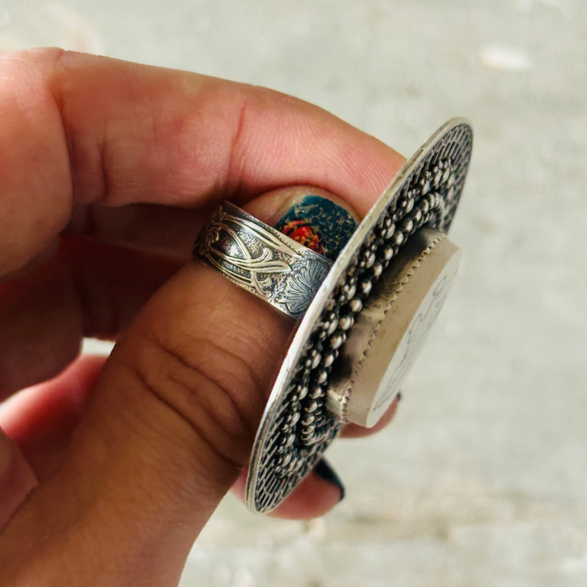 Navajo Kindale Billah Sterling Silver & Ceramic Ghost Ring