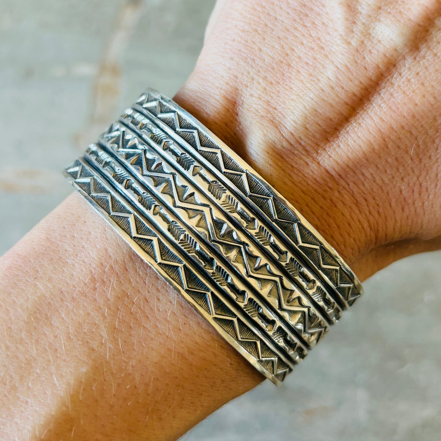 New Sunshine Reeves Sterling Silver Arrows Stacker Cuff