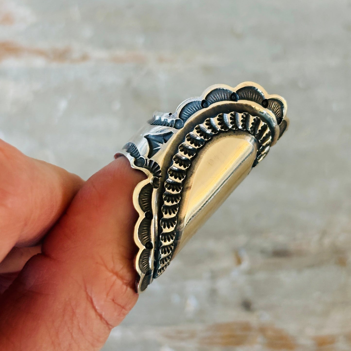 Navajo Sunshine Reeves Sterling Silver Heart Cigar Band Ring
