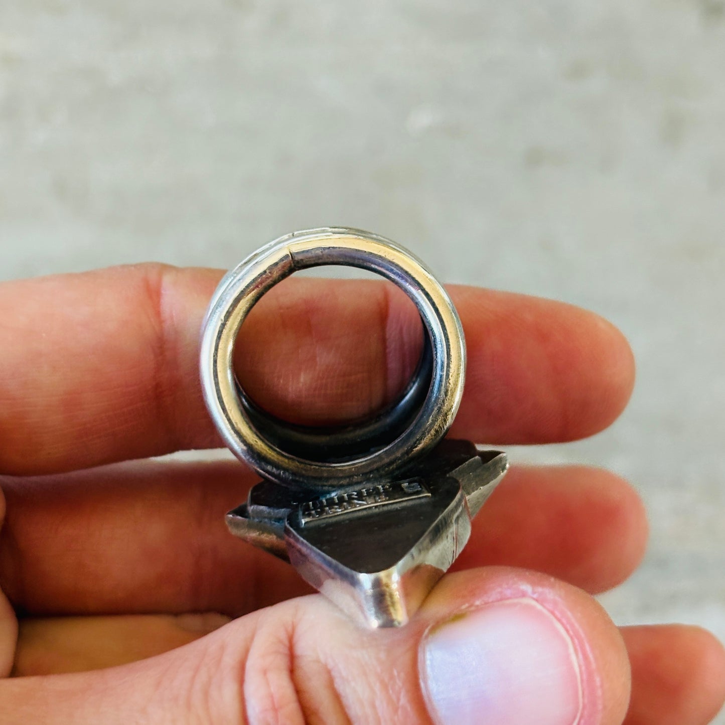 Native American Neffie Ketah - Roxas Sterling Silver & White Buffalo Ring