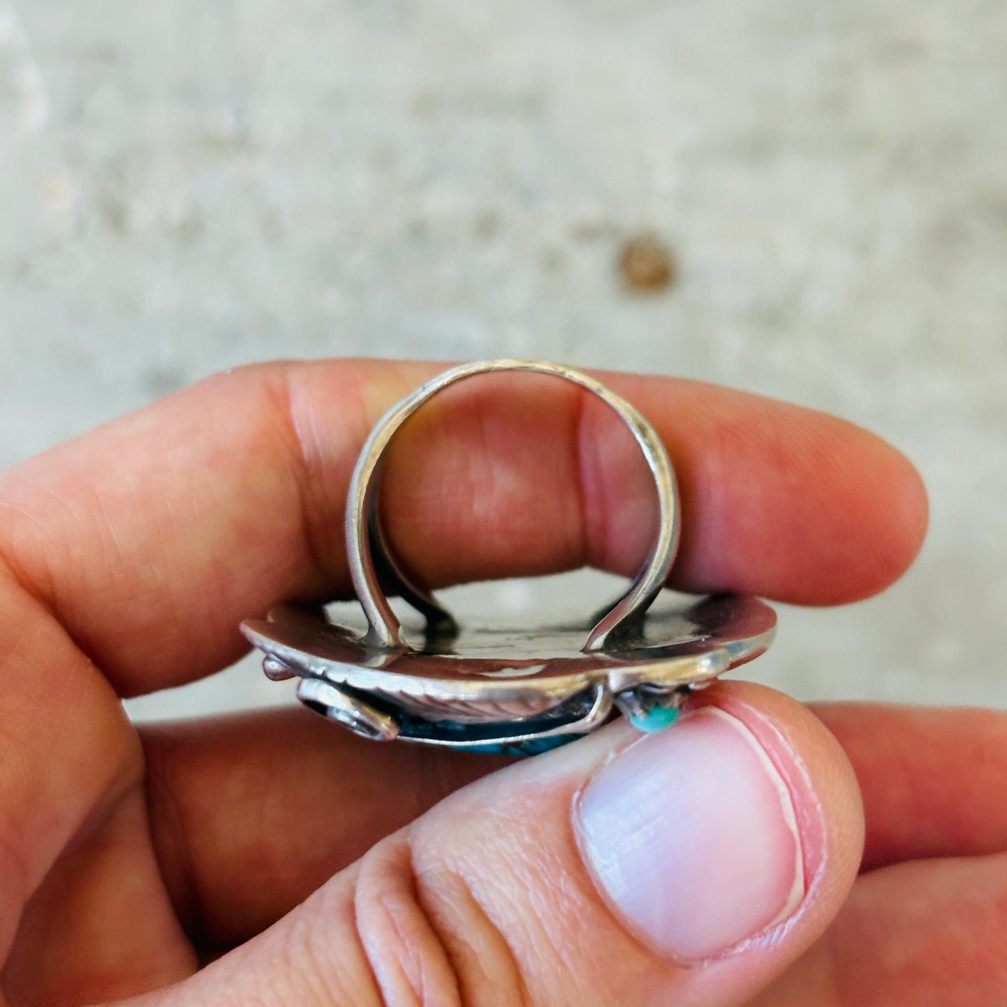 Vintage 1970s Navajo Signed Sterling Silver & Turquoise Statement Ring