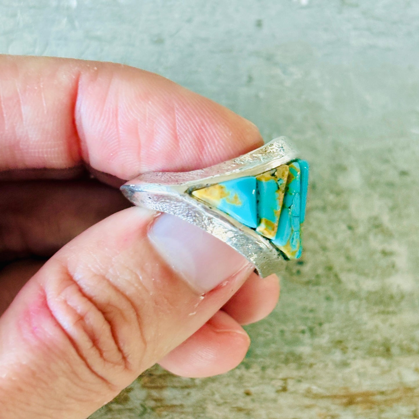 Navajo Lester James Sterling Silver & Kingman Turquoise Cobblestone Ring