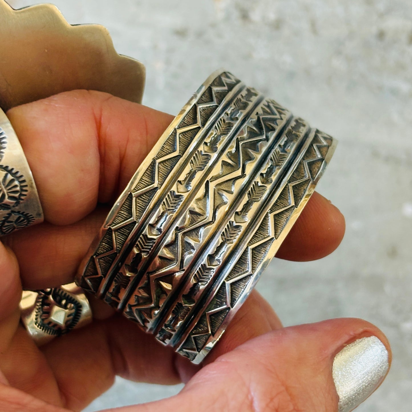 New Sunshine Reeves Sterling Silver Arrows Stacker Cuff