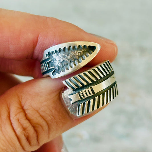 Navajo Herman Smith Sterling Silver Arrow Ring